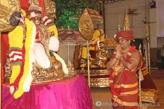 http://nithyananda.org/sites/default/files/photo-gallery/2015-07jul-06th-nithyananda-diary_IMG_4482_varanasi-guru-homa-swamiji_0.JPG