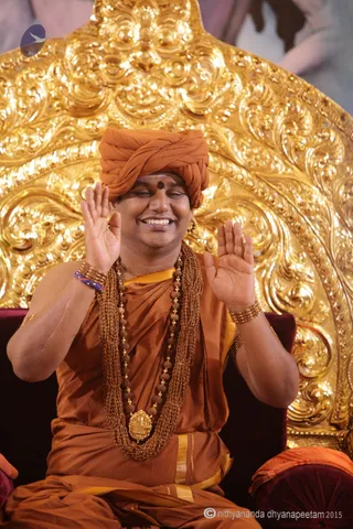 http://nithyananda.org/sites/default/files/photo-gallery/2015-07jul-07th-nithyananda-diary_IMG_4957_varanasi-satsang-swamiji_0.JPG