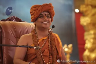 http://nithyananda.org/sites/default/files/photo-gallery/2015-07jul-07th-nithyananda-diary_IMG_4969_varanasi-ia-class-swamiji_0.JPG