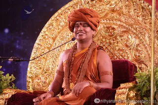 http://nithyananda.org/sites/default/files/photo-gallery/2015-07jul-11th-nithyananda-diary_IMG_6615_varanasi-satsang-swamiji.JPG