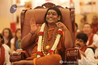 http://nithyananda.org/sites/default/files/photo-gallery/2015-07jul-11th-nithyananda-diary_IMG_7137_varanasi-ia-calss-swamiji.JPG
