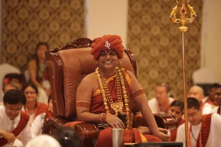 http://nithyananda.org/sites/default/files/photo-gallery/2015-07jul-12th-nithyananda-diary_IMG_7451_varanasi-ia-class-swamiji.JPG