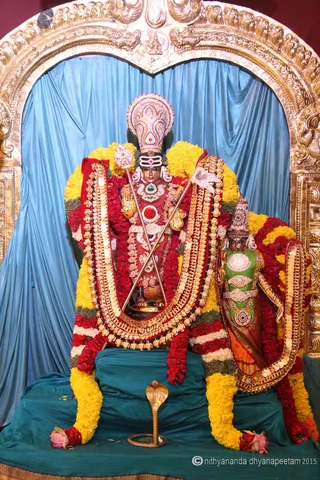 http://nithyananda.org/sites/default/files/photo-gallery/2015-07jul-13th_IMG_7886_varanasi-inner-awakening-deities-murugar-nithyananda-diary.JPG