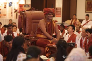 http://nithyananda.org/sites/default/files/photo-gallery/2015-07jul-13th_IMG_8002_varanasi-inner-awakening-shivoham-process-swamiji-nithyananda-diary.JPG