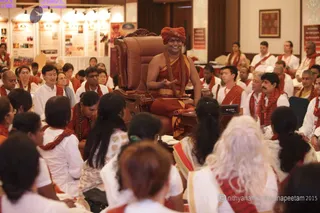 http://nithyananda.org/sites/default/files/photo-gallery/2015-07jul-13th_IMG_8009_varanasi-inner-awakening-shivoham-process-participants-swamiji-nithyananda-diary.JPG