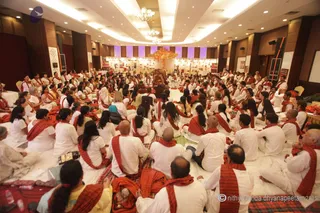 http://nithyananda.org/sites/default/files/photo-gallery/2015-07jul-13th_IMG_8012_varanasi-inner-awakening-shivoham-process-participants-swamiji-nithyananda-diary.JPG