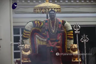 http://nithyananda.org/sites/default/files/photo-gallery/2015-07jul-18th-nithyananda-diary_IMG_9530_varanasi-homa-swamiji.JPG