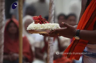 http://nithyananda.org/sites/default/files/photo-gallery/2015-07jul-18th-nithyananda-diary_IMG_9554_varanasi-homa.JPG