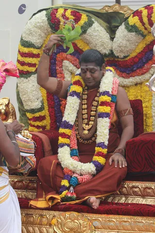 http://nithyananda.org/sites/default/files/photo-gallery/2015-07jul-18th-nithyananda-diary_IMG_9917_varanasi-homa-swamiji.JPG