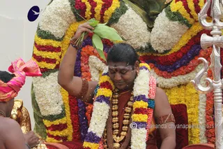 http://nithyananda.org/sites/default/files/photo-gallery/2015-07jul-18th-nithyananda-diary_IMG_9921_varanasi-homa-swamiji.JPG