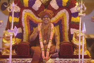 http://nithyananda.org/sites/default/files/photo-gallery/2015-07jul-9th-nithyananda-diary_IMG_5598_varanasi-rudra-homa-swamiji.JPG