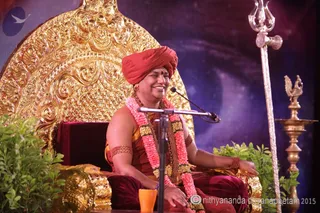 http://nithyananda.org/sites/default/files/photo-gallery/2015-07jul-9th-nithyananda-diary_IMG_5741_varanasai-satsang-swamiji.JPG
