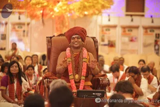 http://nithyananda.org/sites/default/files/photo-gallery/2015-07jul-9th-nithyananda-diary_IMG_5831_varanasai-ia-class-swamiji.JPG