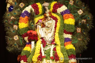 http://nithyananda.org/sites/default/files/photo-gallery/2015-09sep-05th_nithyanda-diary_IMG_2075_bidadi-samaya-deeksha-swamiji.JPG