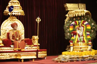 http://nithyananda.org/sites/default/files/photo-gallery/2015-09sep-05th_nithyanda-diary_IMG_2076_bidadi-samaya-deeksha-swamiji.JPG