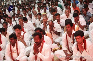 http://nithyananda.org/sites/default/files/photo-gallery/2015-09sep-05th_nithyanda-diary_IMG_2540_bidadi-samaya-deeksha-Q%26A.JPG