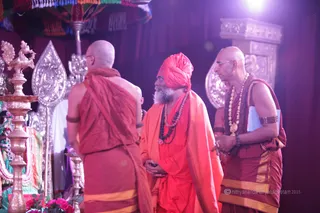 http://nithyananda.org/sites/default/files/photo-gallery/2015-09sep-18th-nithyananda-diary_IMG_8966_Nasik-visiting-swami.jpeg