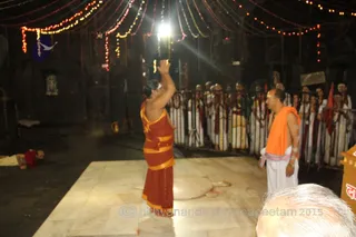 http://nithyananda.org/sites/default/files/photo-gallery/2015-09sep-18th-nithyananda-diary_IMG_9470_triambakeshwar-temple-swamiji-paying-respects-to-triambakeshwar.jpeg