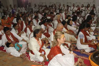 http://nithyananda.org/sites/default/files/photo-gallery/2015-10oct-12th-nithyananda-diary_IMG_5550_varanasi-ia-kalabhairava-homa.JPG