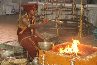 http://nithyananda.org/sites/default/files/photo-gallery/2015-10oct-12th-nithyananda-diary_IMG_5551_varanasi-ia-kalabhairava-homa.JPG