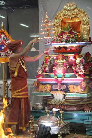 http://nithyananda.org/sites/default/files/photo-gallery/2015-10oct-12th-nithyananda-diary_IMG_5644_varanasi-ia-kalabhairava-homa_0.JPG