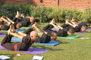 http://nithyananda.org/sites/default/files/photo-gallery/2015-10oct-14th-nithyananda-diary_IMG_6269_varanasi-ia-nithya-yoga-participants.JPG