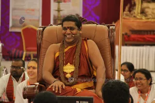 http://nithyananda.org/sites/default/files/photo-gallery/2015-10oct-16th-nithyananda-diary_IMG_7011_varanasi-ia-session-swamiji.JPG