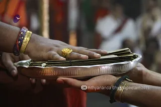 http://nithyananda.org/sites/default/files/photo-gallery/2015-10oct-17th-nithyananda-diary_IMG_7233_varanasi-ia-samaya-deeksha-swamiji.jpg