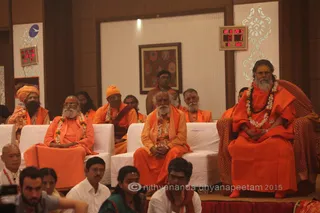 http://nithyananda.org/sites/default/files/photo-gallery/2015-10oct-18th-nithyananda-diary_IMG_7574_varanasi-ia-meenakshi-thirukalyanam-akhada-swamis.JPG