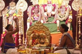 http://nithyananda.org/sites/default/files/photo-gallery/2015-10oct-18th-nithyananda-diary_IMG_7595_varanasi-ia-meenakshi-thirukalyanam-homa.JPG