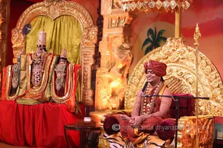 http://nithyananda.org/sites/default/files/photo-gallery/2015-10oct-20th-nithyananda-diary_IMG_8460_varanasi-ia-satsang-swamiji.JPG