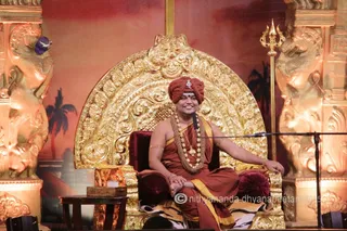 http://nithyananda.org/sites/default/files/photo-gallery/2015-10oct-20th-nithyananda-diary_IMG_9229_varanasi-ia-satsang-swamiji.JPG