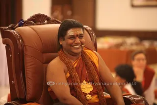 http://nithyananda.org/sites/default/files/photo-gallery/2015-10oct-24th-nithyananda-diary_IMG_9758_varanasi-ia-shivoham-process-swamiji.JPG