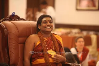 http://nithyananda.org/sites/default/files/photo-gallery/2015-10oct-24th-nithyananda-diary_IMG_9765_varanasi-ia-shivoham-process-swamiji.JPG