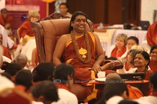 http://nithyananda.org/sites/default/files/photo-gallery/2015-10oct-25th-nithyananda-diary_IMG_9931_varanasi-ia-question_answer-shivoham-swamiji.JPG