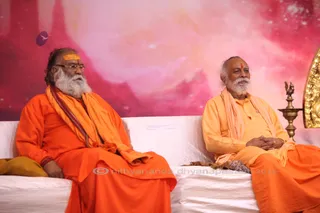 http://nithyananda.org/sites/default/files/photo-gallery/2015-10oct-26th-nithyananda-diary_IMG_0456_varanasi-ia-glimpses_of_ia-vip-guests.JPG