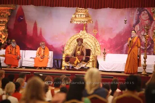 http://nithyananda.org/sites/default/files/photo-gallery/2015-10oct-26th-nithyananda-diary_IMG_0481_varanasi-ia-glimpses_of_ia-vip-guests-swamiji.JPG