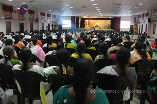 http://nithyananda.org/sites/default/files/photo-gallery/2015-10oct-31st-nithyananda-diary_IMG_1219._samaya-deeksha-program-swamiji.JPG