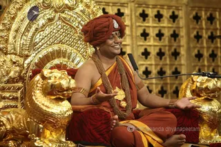 http://nithyananda.org/sites/default/files/photo-gallery/2015-10oct-31st-nithyananda-diary_IMG_1636._samaya-deeksha-program-swamiji.JPG