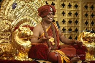 http://nithyananda.org/sites/default/files/photo-gallery/2015-10oct-31st-nithyananda-diary_IMG_1637._samaya-deeksha-program-swamiji.JPG