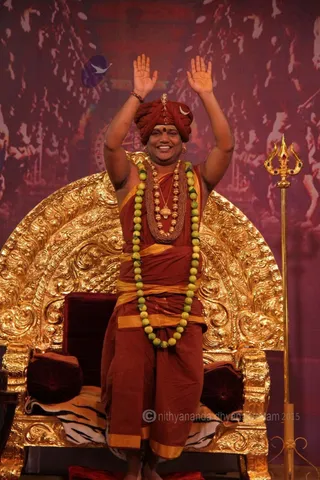 http://nithyananda.org/sites/default/files/photo-gallery/2015-10oct-9th-nithyananda-diary_IMG_4012_varanasi-ia-satsang-blessing-swamiji.JPG