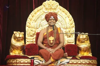 http://nithyananda.org/sites/default/files/photo-gallery/2015-11nov-08th_nithyanda-diary_IMG_2361_raja-sabha-bidadi-morning-satsang-swamiji.JPG