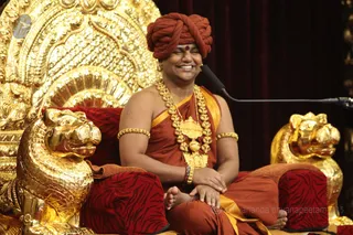 His Holiness welcomes us all to another profound Nithya Satsang