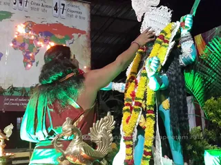 http://nithyananda.org/sites/default/files/photo-gallery/2015-11nov-10th-nithyananda-diary_20151110_205110_bidadi-diwali-kali-prana-pratishta-swamiji.JPG