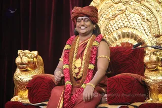 http://nithyananda.org/sites/default/files/photo-gallery/2015-11nov-10th-nithyananda-diary_IMG_2860_bidadi-raja-sabha-satsang-swamiji.JPG