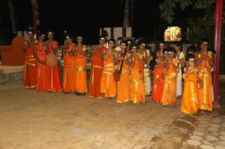 http://nithyananda.org/sites/default/files/photo-gallery/2015-11nov-13th-nithyananda-diary_IMG_2057_bangalr-adheenam-temple-durgai-amman-puja-gurukul-kids.JPG