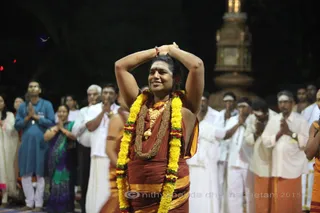 http://nithyananda.org/sites/default/files/photo-gallery/2015-11nov-14th-nithyananda-diary_IMG_4580_banglr-adheenam-pidari-amman-puja-temple-swamiji.JPG