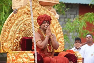 http://nithyananda.org/sites/default/files/photo-gallery/2015-11nov-17th-nithyananda-diary_IMG_7572_bnglr-adheenam-skandha-shasti-sura-samharam-event-swamiji.JPG