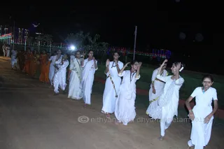 http://nithyananda.org/sites/default/files/photo-gallery/2015-11nov-18th-nithyananda-diary_IMG_8101.JPG_banglr-adheenam-nithyanandeshwara-brahmotsavam-procession.JPG_banglr-adheenam-nithyanandeshwara-brahmotsavam-procession.JPG