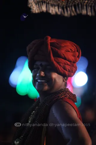 http://nithyananda.org/sites/default/files/photo-gallery/2015-11nov-18th-nithyananda-diary_IMG_8651.JPG_banglr-adheenam-nithyanandeshwara-brahmotsavam-procession-swamiji.JPG